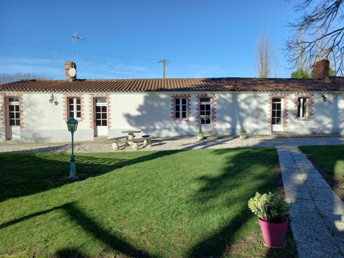 Gite Le Plessis Villa Saint-Urbain  Exterior photo